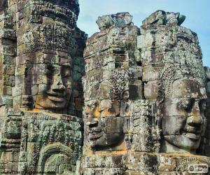 Puzzle Τα πρόσωπα της πέτρας, Angkor Wat
